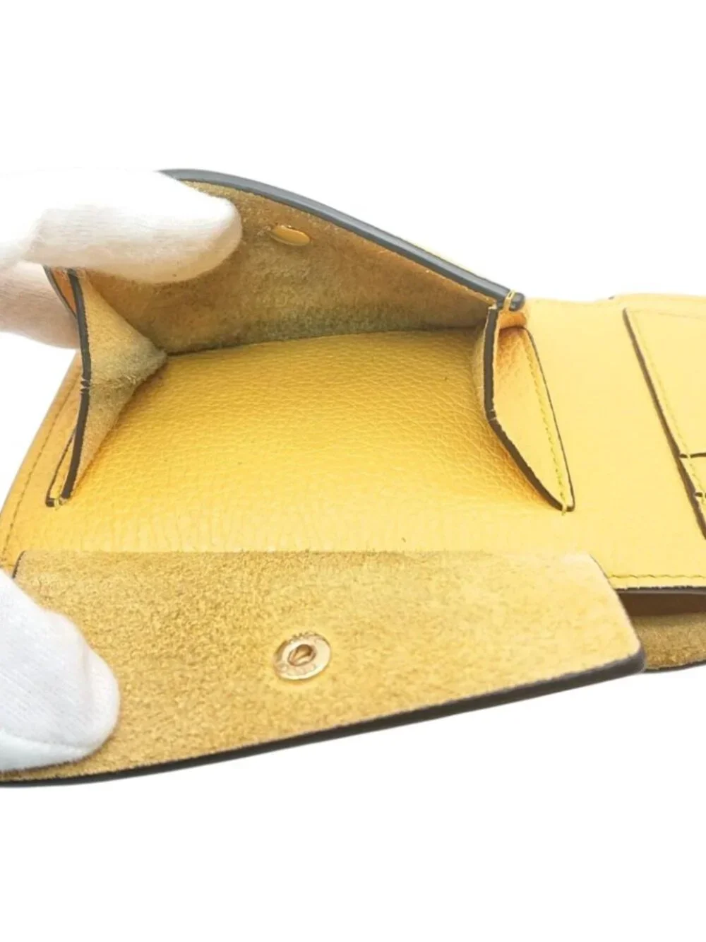 Gucci Folding Wallet Embossed Logo Yellow - Picture 9 of 15